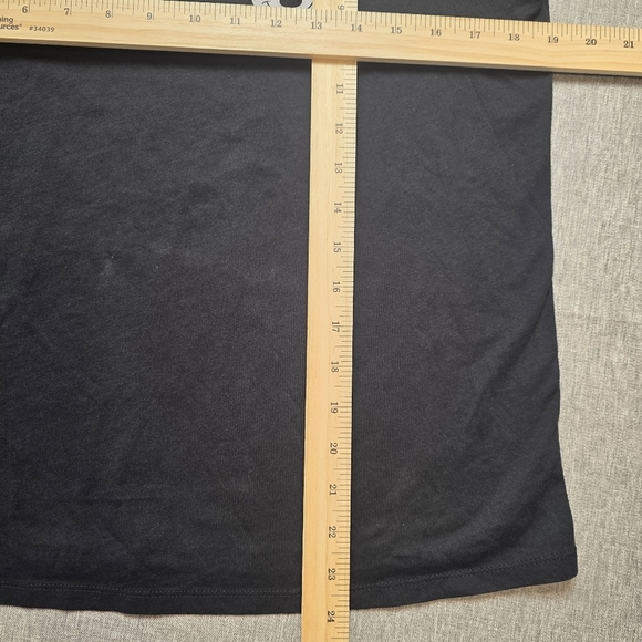 Disney Minnie Mouse Black T-Shirt Women's L - Picture 2 of 4